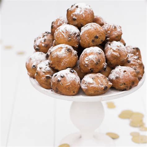 Oliebollen Met Rozijnen 10 Stuks Restaurant Molen De Zwaluw