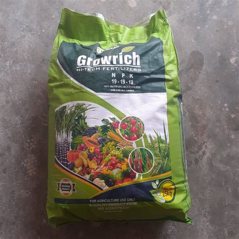 Grade Standard Bio Tech Grade Growrich Water Soluble Npk Fertilizer