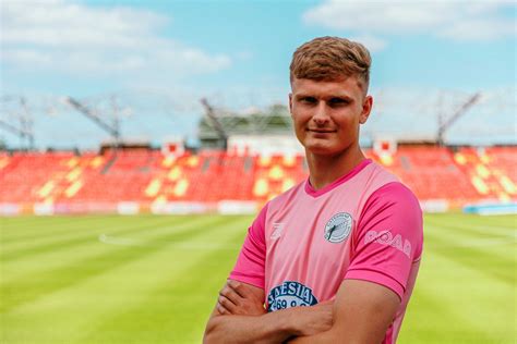 Archie Mair Signs Gateshead Fc