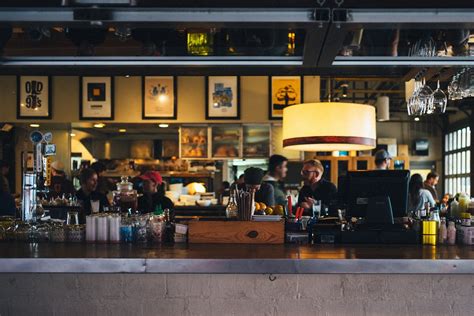 Bares E Restaurantes Passam A Fechar Mais Tarde Em SP