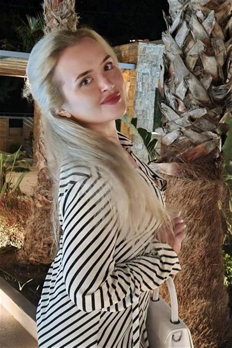 Beautiful Julia 33 Y O From Kiev With Blonde Hair ID 742269 LadaDate