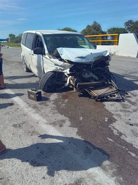 Familia De Rioverde Sufri Un Accidente Automovil Stico En La Carretera