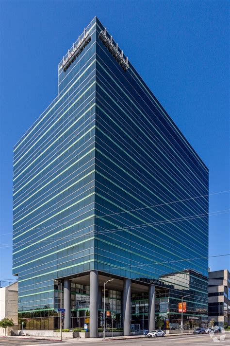 16000 Ventura Blvd Encino Ca 91436 Officeretail For Lease Loopnet