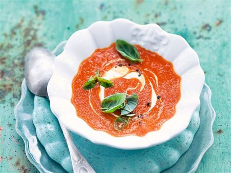 Scharfe Tomatensuppe Rezept EAT SMARTER