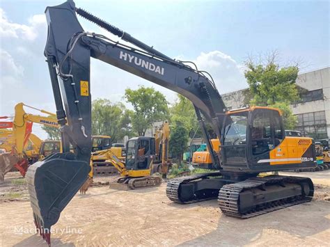 Hyundai R220LC 9S R305 R350 R485 Tracked Excavator For Sale China RR42020