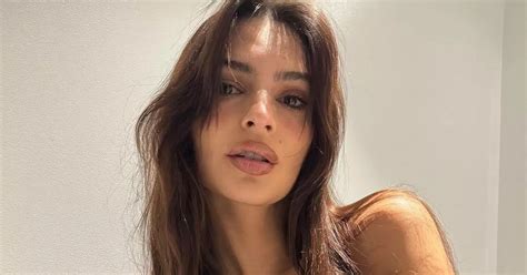 Emily Ratajkowski Stuns In Skimpy Blue Bikini Snaps After Embracing