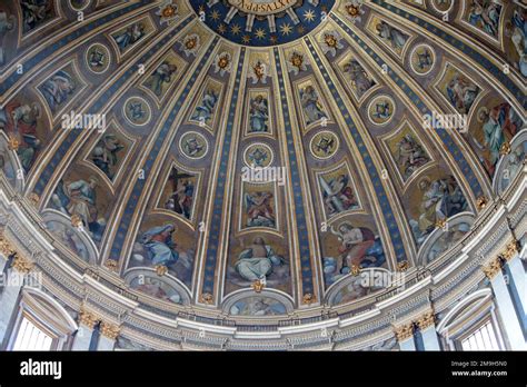 Coupole Michel Ange Basilique Saint Pierre Cit Du Vatican Rome