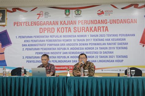 Diskusi Fakultas Hukum Universitas Widya Dan Dprd Surakarta