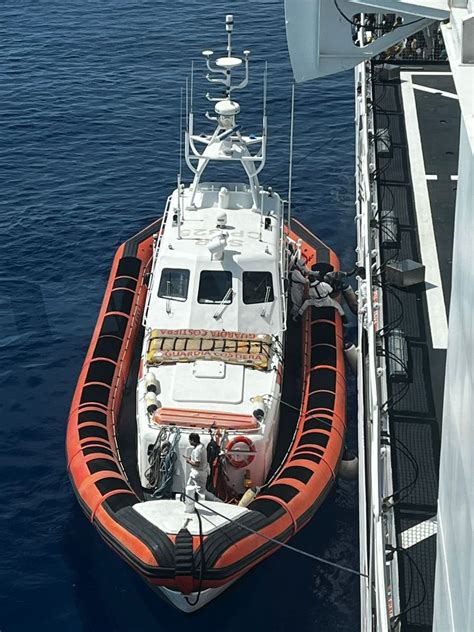 Guardia Costiera Pozzallo Evacuazione Medica Per Una 22enne In Stato