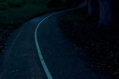 V Lo La Premi Re Piste Cyclable Photoluminescente De France Inaugur E