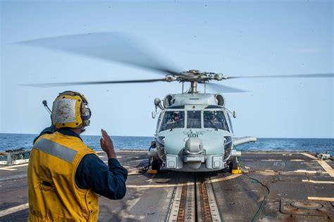 DVIDS Images USS Jason Dunham DDG 109 Conducts Flight Operations