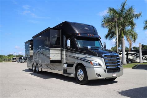 2024 Renegade Rv Xl 43DB 15772