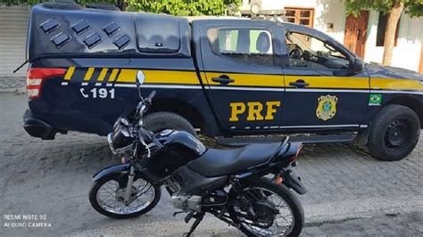 Moto roubada há mais de 10 anos é recuperada pela PRF na Bahia