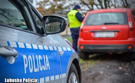 Od 1 stycznia ważna zmiana w policji Tak będzie się legitymował każdy