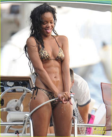 Rihanna Bikini In Portofino Photo 2693681 Bikini Rihanna Pictures Just Jared