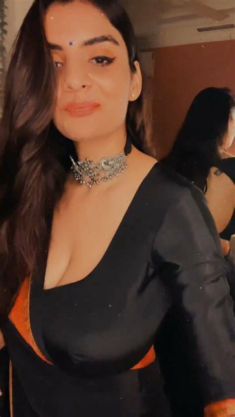 Anveshi Jain In Black Backless Saree Is All About Hotness Wi