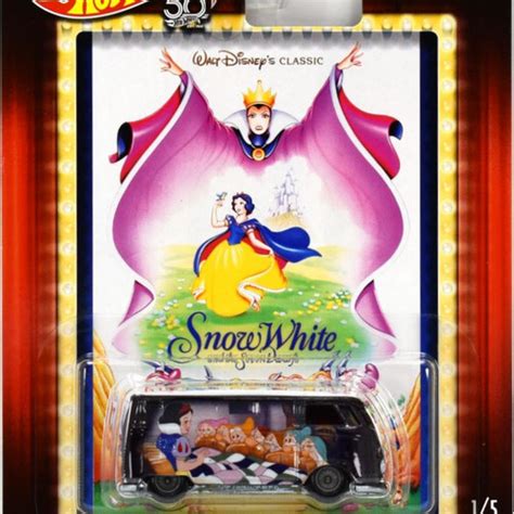 Jual Hot Wheels Premium Disney Snow White Volkswagen T1 Panel VW Ban