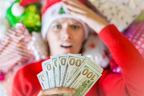 6 Ways To Save Money During The Holidays Delaware County Bhcu