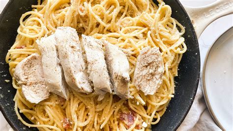 Creamy Chicken Carbonara Recipe