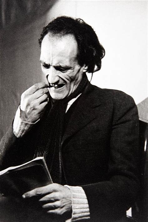 Antonin Artaud · Poet Antonin Artaud Escritores Figuras Literarias