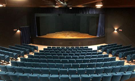 Teatro Charlot Parte La Terza Stagione Invernale La Citt Di Salerno