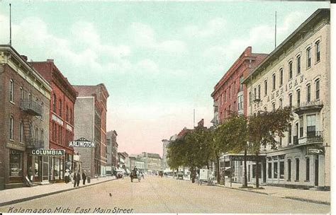 Kalamazoo Mi 1910 | Kalamazoo, Vintage postcards, Street view