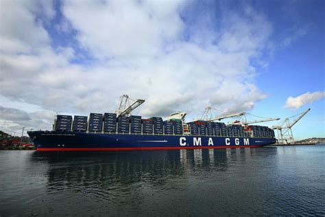 See Inside The Benjamin Franklin World S Largest Container Ship