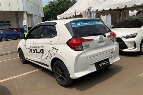 Impresi Awal Menyetir Generasi Baru Daihatsu Ayla