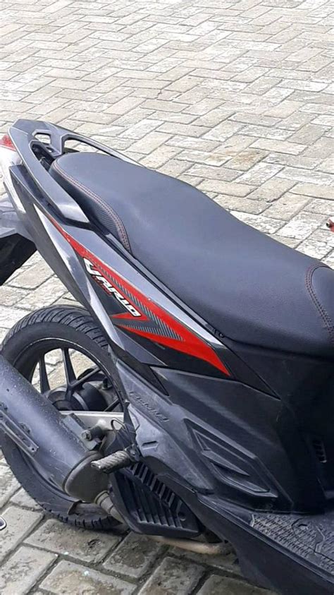 Kulit Custom Sarung Jok Motor Vario Scoopy Beat Mio Dll Model