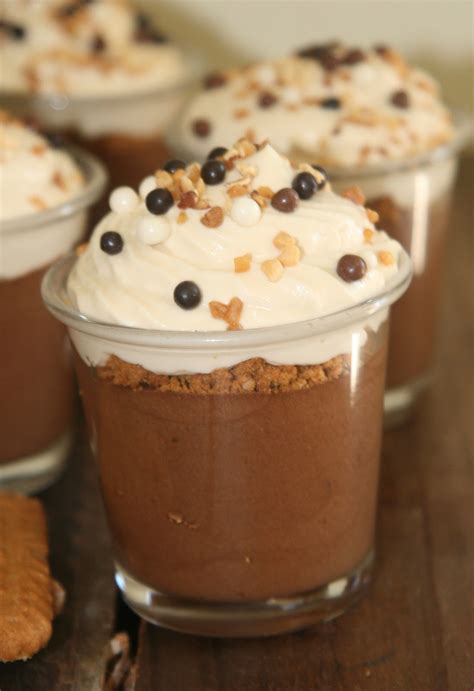 MOUSSE AU CHOCOLAT ET CHANTILLY SPÉCULOOS