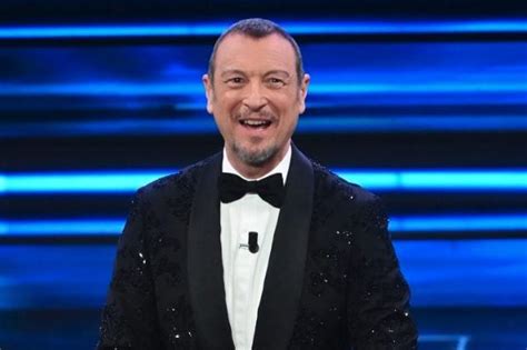 Sanremo I Duetti E Le Cover Della Quarta Serata Gli Ospiti E Le