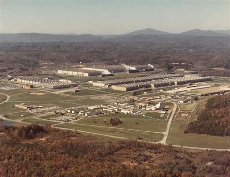 42 Explosive Facts About The Manhattan Project