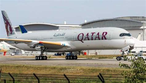 Primul Airbus A350 1000 Qatar Airways A Fost Vopsit