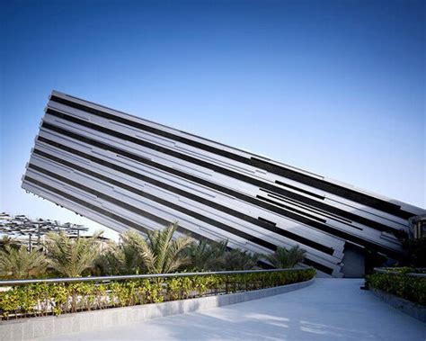 Santiago Calatrava S Falcon Pavilion To Represent Uae At Expo