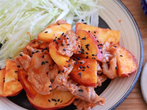 ご飯も進む！秋の食卓！豚とサツマイモの甘辛ケチャップ炒め うっかり たぁーこの おうち食堂