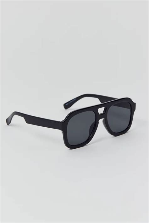 Elise Oversized Aviator Sunglasses Urban Outfitters Canada