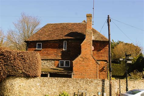 Castle Bank, Kemsing, Kent - Photo "Castle Bank, West End, Kemsing"