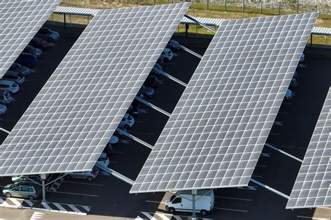 Valorisation de parking avec une ombrière photovoltaïque