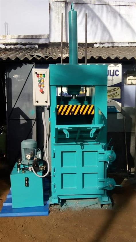 Mild Steel Hydraulic Pet Bottle Baling Press Machine Capacity Ton