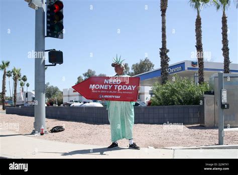 Liberty Tax Sign Spinner Hi Res Stock Photography And Images Alamy