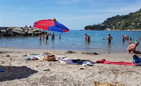 Ospedaletti Tutte Le Spiagge Circa Km Italia Liguria Imperia