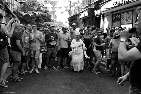 Javier Purroy En Madrid Calle Calatrava Fiestas De La Pa Caty