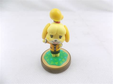 Nintendo Amiibo Isabelle Winter Outfit Animal Crossing - Starboard Games