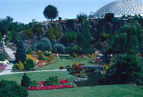 Queen Elizabeth Park Vancouver Guide