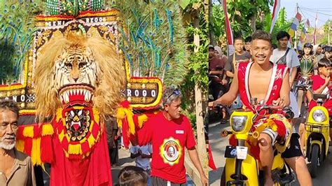 Teciduk Lurr Ganongan Mas Pongge Naik Sepeda Saat Arak Arakan Reog