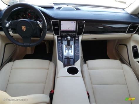 2010 Porsche Panamera Turbo Dashboard Photos | GTCarLot.com