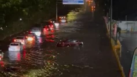 Video Fuertes Lluvias En Tlajomulco Inundan Las Calles Y Generan Caos