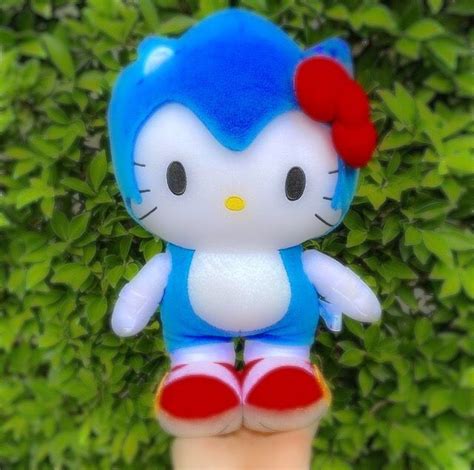Hello Kitty Sonic