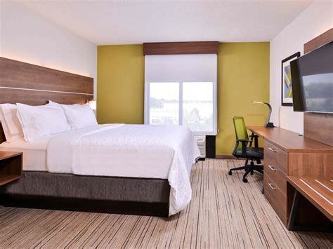 Tampa, Florida Hotel | Holiday Inn Express & Suites Tampa-Anderson Rd ...