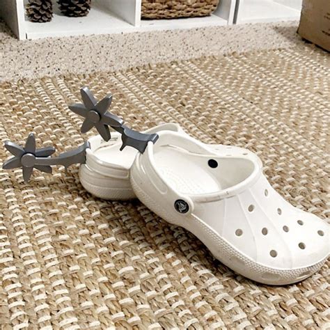 Spurs Exist That Attach To The Back Of Your Crocs Laptrinhx